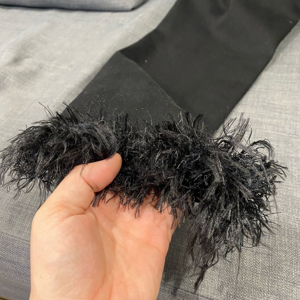 Frank Lyman Montreal black  jeans w beading & embroidery at hem and with fringe - Picture 8 of 15